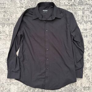 Men’s black long sleeve button up dress shirt